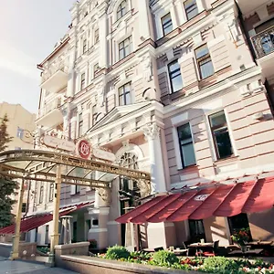 Opera - The Leading Of The World Hotel