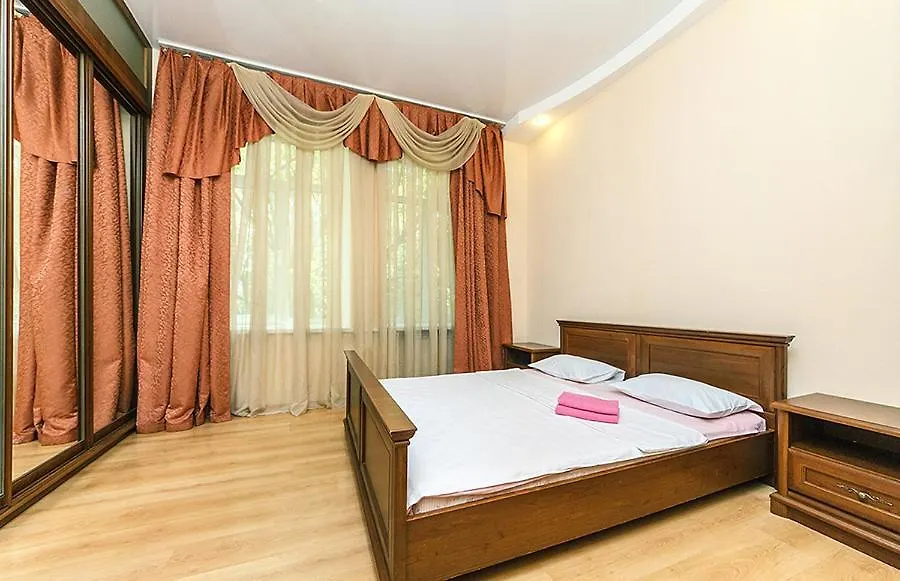 Apartment Househome Kyiv